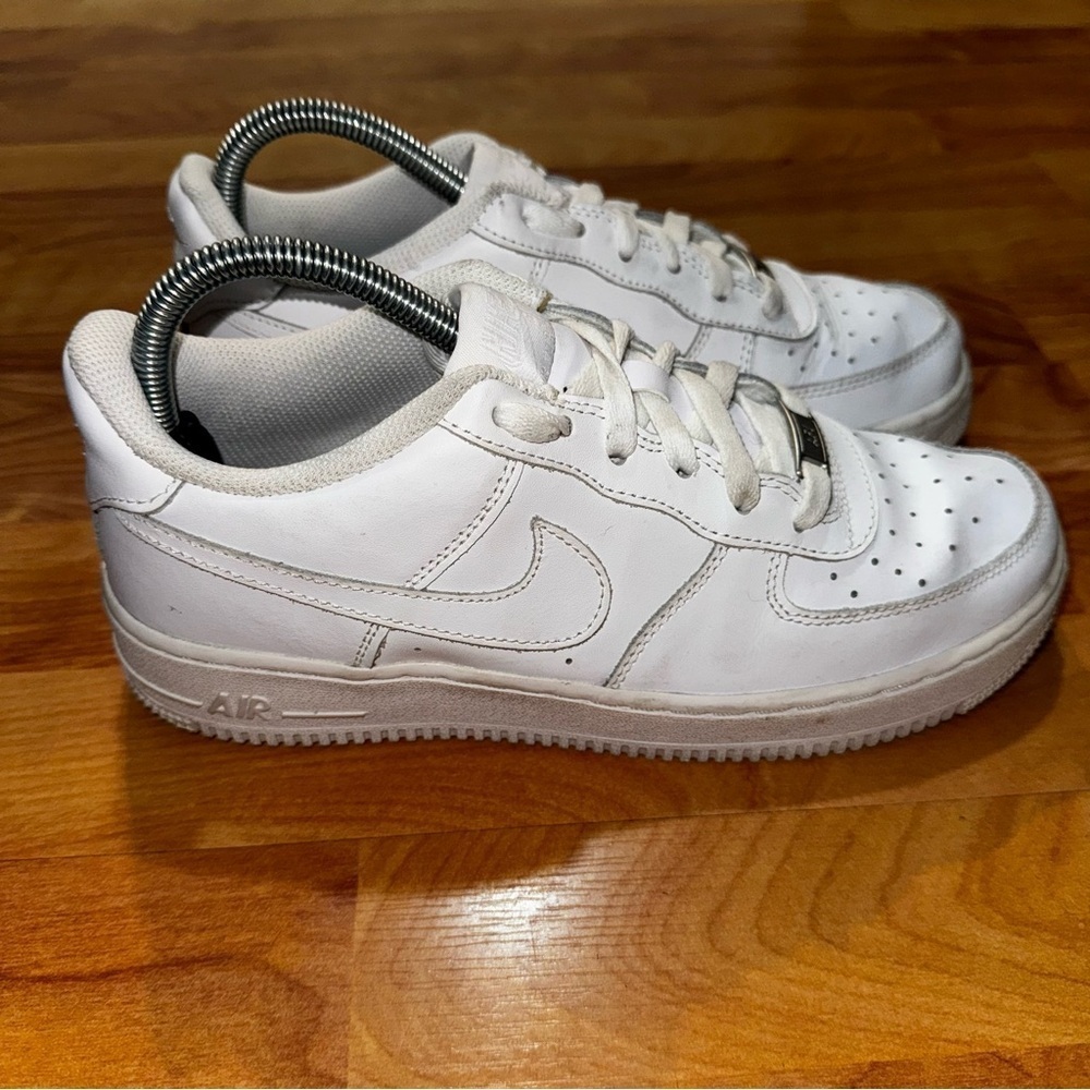 Nike Youth Air Force 1 LE Grade School Shoe Size 7Y, White/White DH2920-111 2021